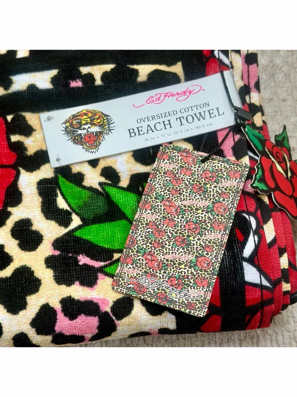 Ed Hardy Cheetah Leopard Print Oversize Beach Towels 2pc Set Red Rose 36x72 NWT
